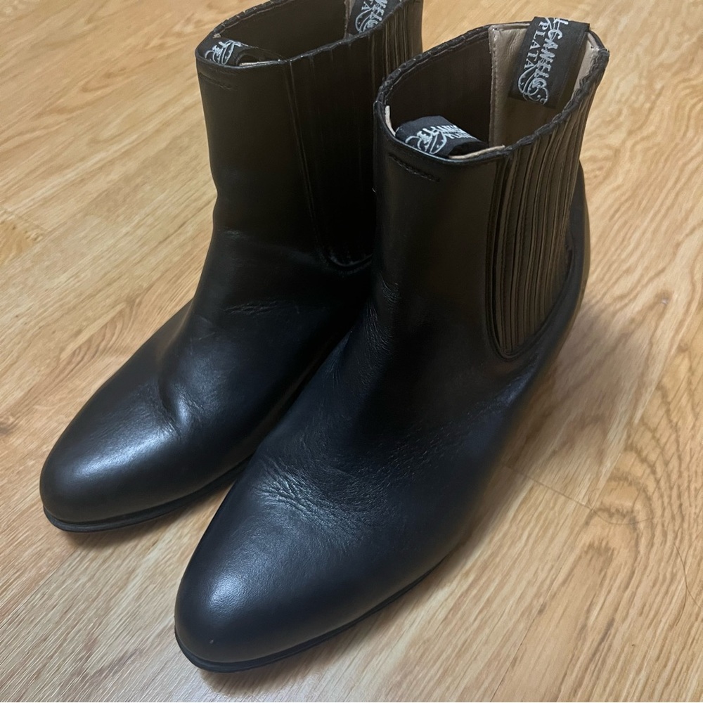 Sleek Black Leather Men's Ankle Boots